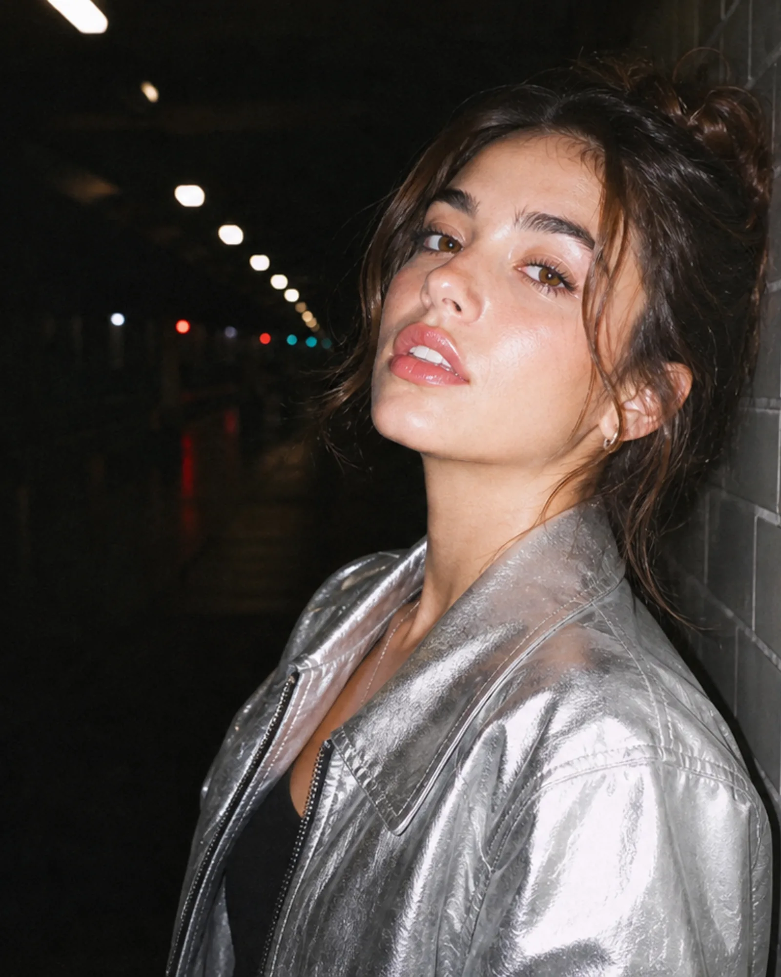 Aesthetic instagram flash filter with glossy highlights and dark falloff